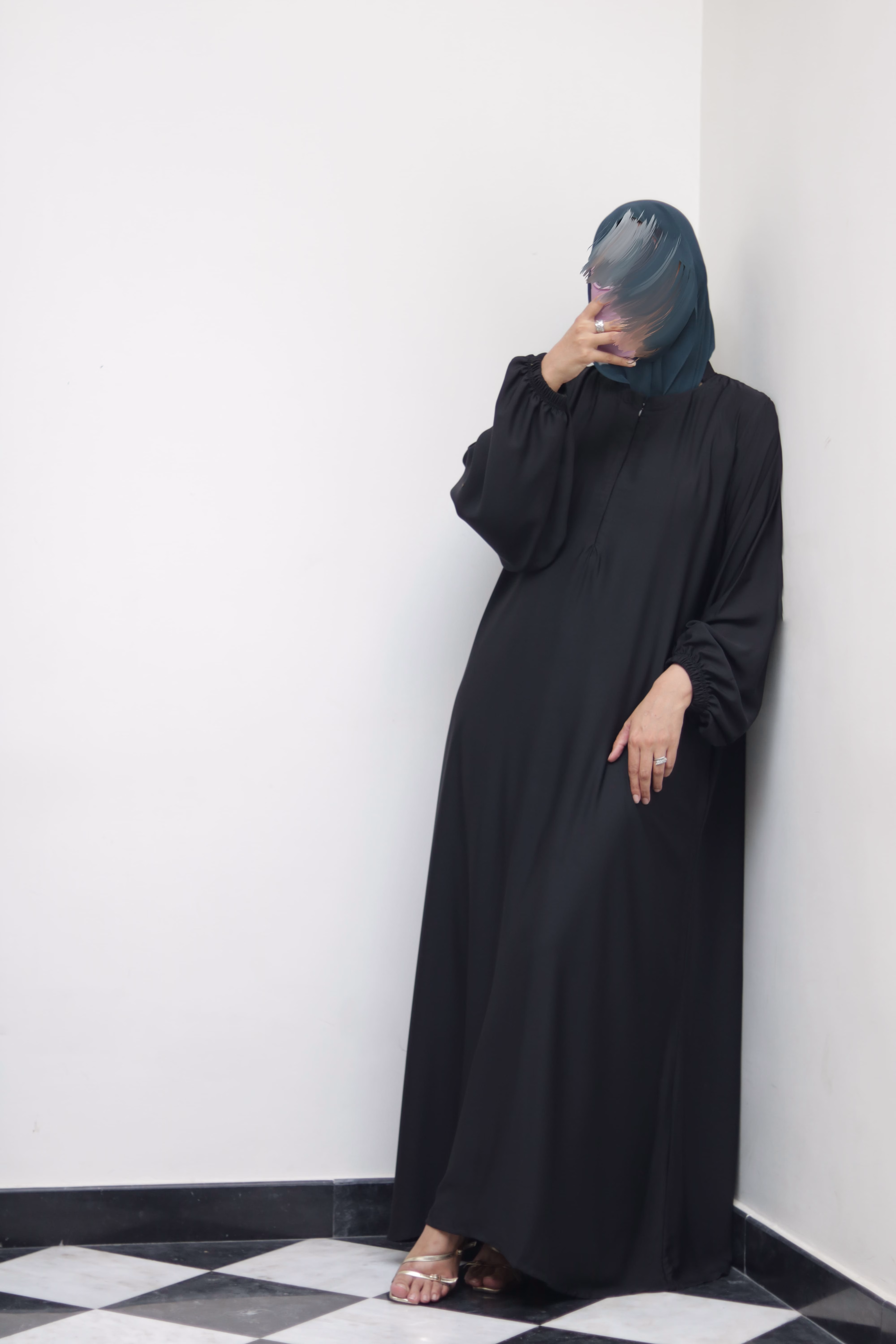 Black Classic Everyday Wear Abaya - Image 7
